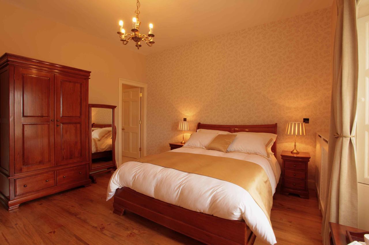 Corrib House Guest Accommodation Galway Exterior photo